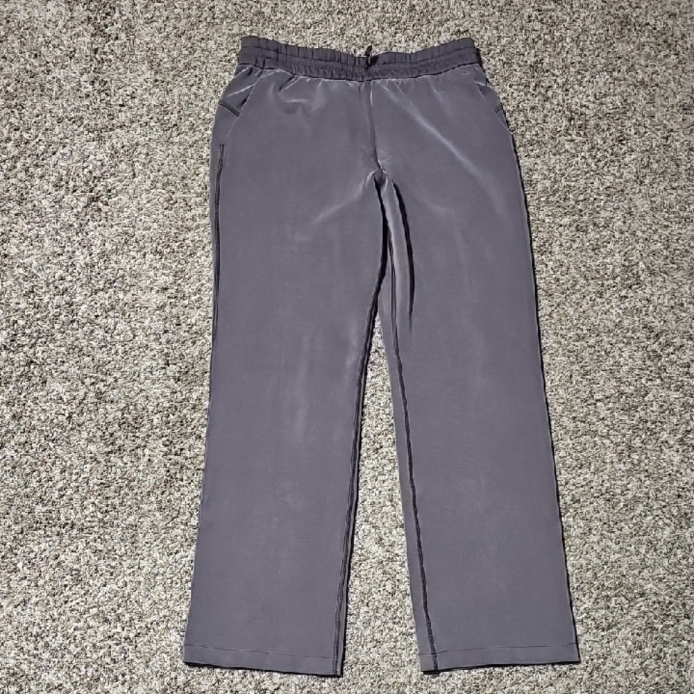 Lululemon SOFTSTREME High Rise Pant! Regular.31" Inseam. Sz 10 Espresso!